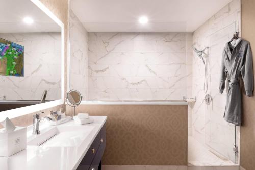 hotel saint louis autograph collection