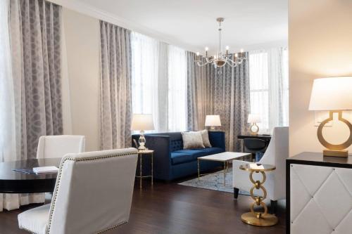 hotel saint louis autograph collection