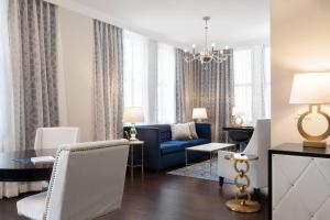 hotel saint louis autograph collection