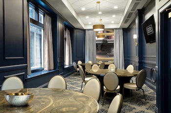 hotel saint louis autograph collection