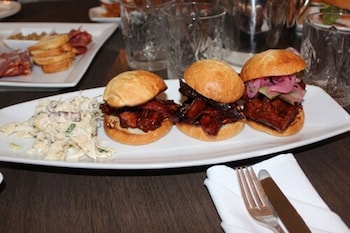 hotel saint louis autograph collection