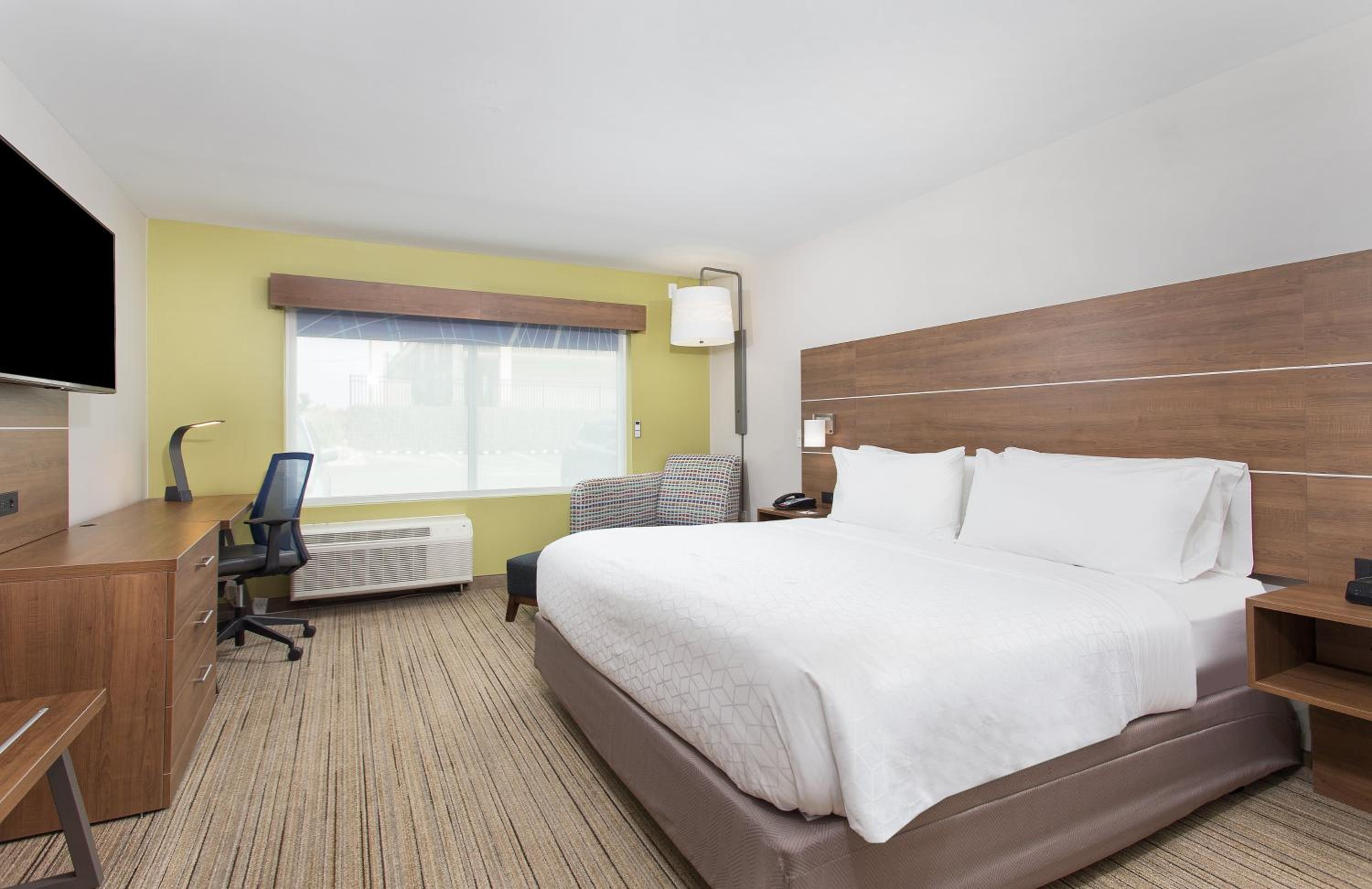 holiday inn express williamsburg an ihg hotel