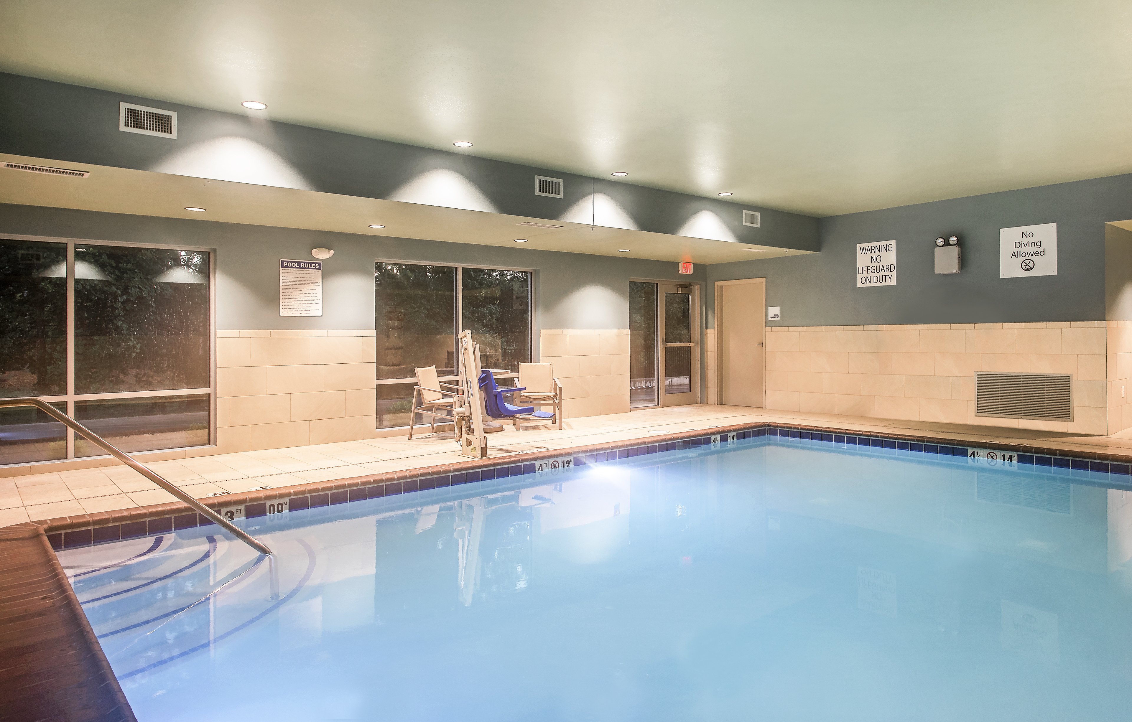 holiday inn express williamsburg an ihg hotel