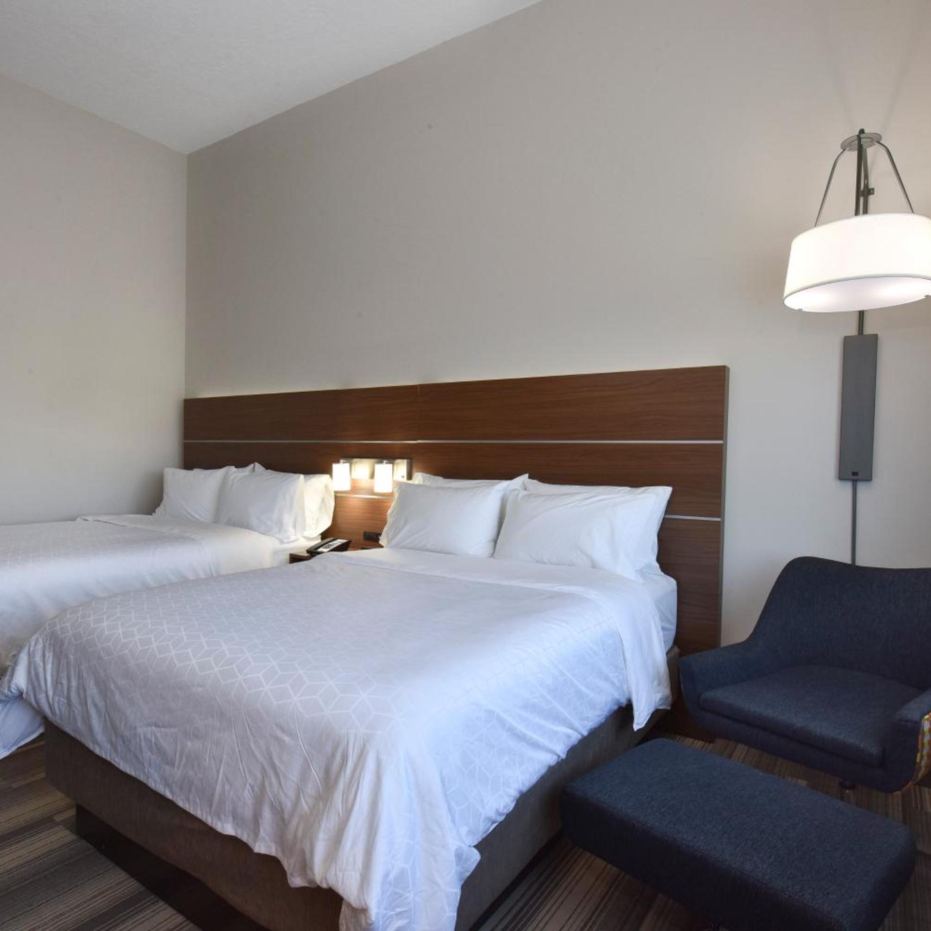 holiday inn express and suites orlando lake nona area