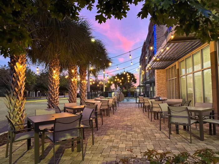 holiday inn express and suites orlando lake nona area