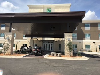 holiday inn express and suites junction an ihg hotel