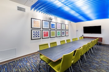 holiday inn express and suites junction an ihg hotel
