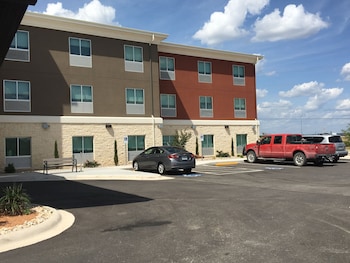 holiday inn express and suites junction an ihg hotel