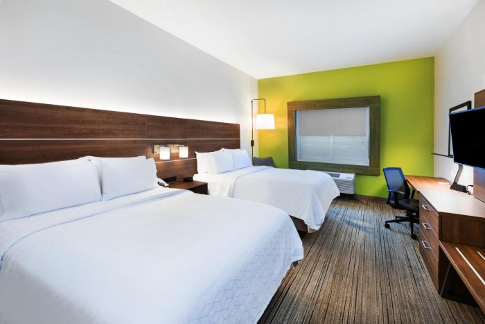 holiday inn express and suites junction an ihg hotel