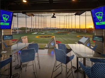 hol inn exp and suites phoenix east gilbert