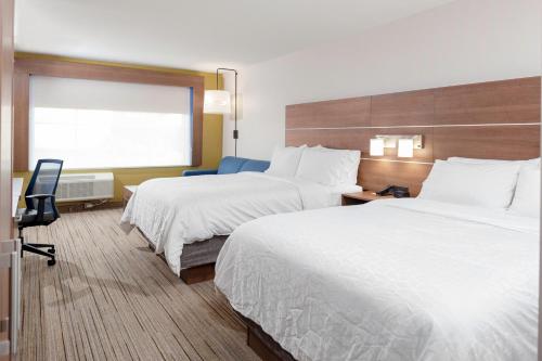 hol inn exp and suites phoenix east gilbert