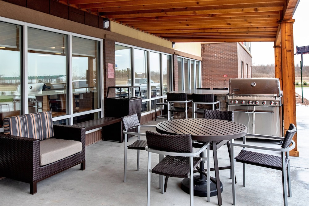 towneplace suites by marriott louisville airport