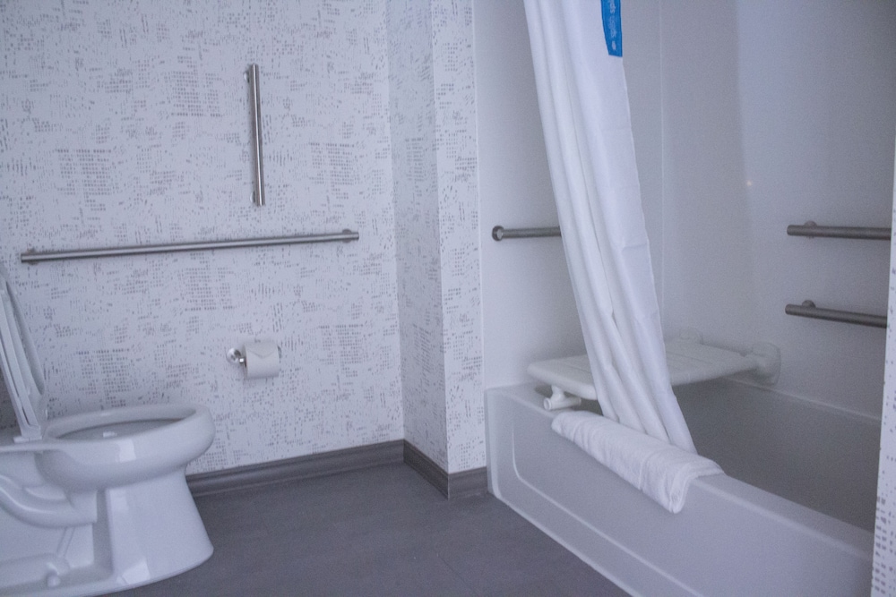 hampton inn and suites cranberry pittsburgh