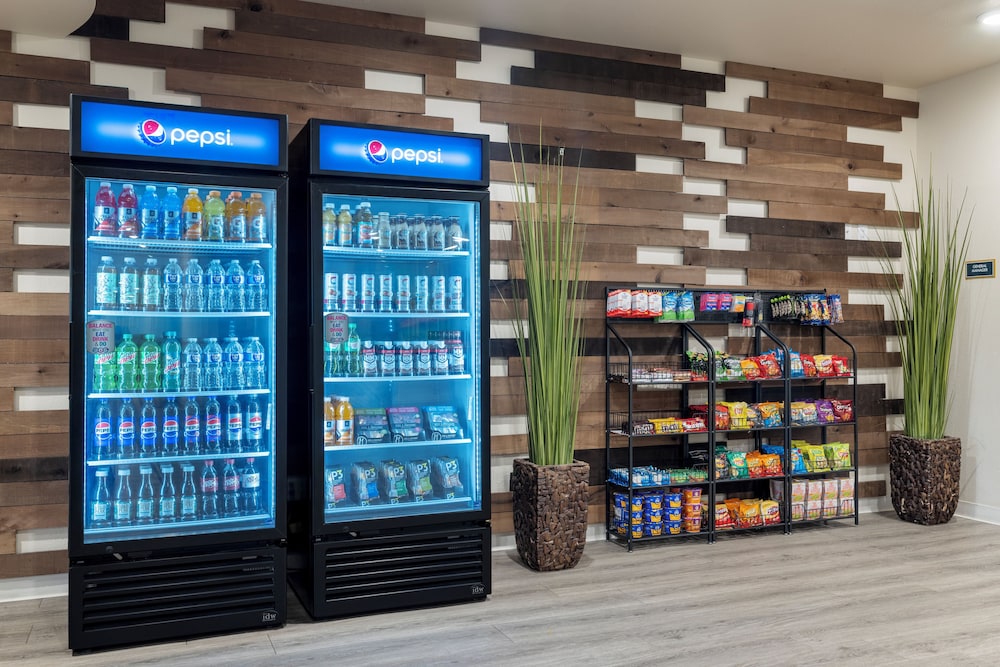 soka suites dallas las colinas