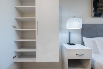 soka suites dallas las colinas