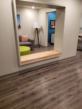 woodspring suites orlando international drive