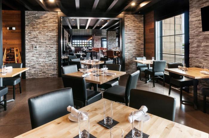 cobblestone hotel and suites appleton international airport