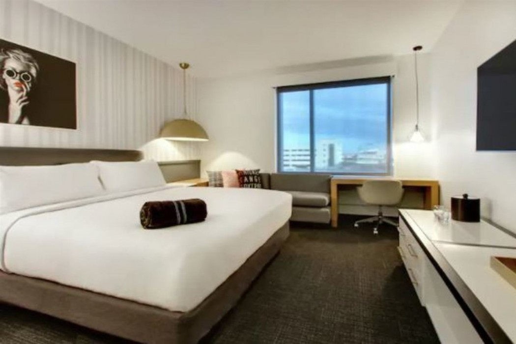 the rose chicago tapestry collection by hilton
