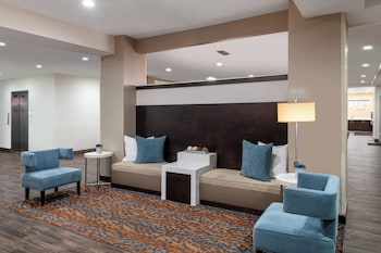 sleep inn and suites clarksville