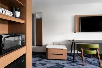 Fairfield Inn & Suites Kenosha Pleasant Prairie,Kenosha>>Crawford County,2.5 star