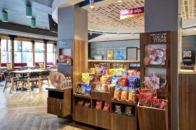 tru by hilton louisville airport