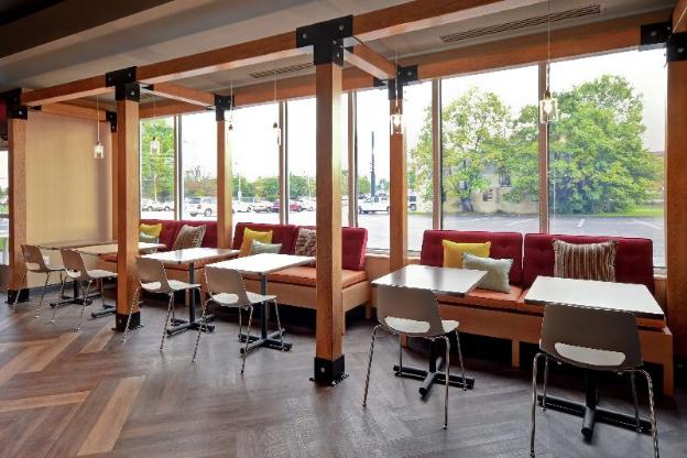 tru by hilton louisville airport