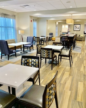 hampton inn cranbury