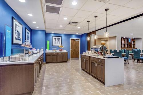 hampton inn and suites saraland mobile