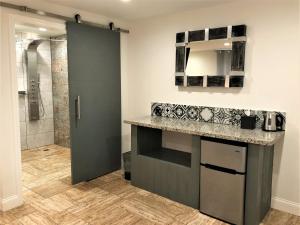 retreat at crystal manatee