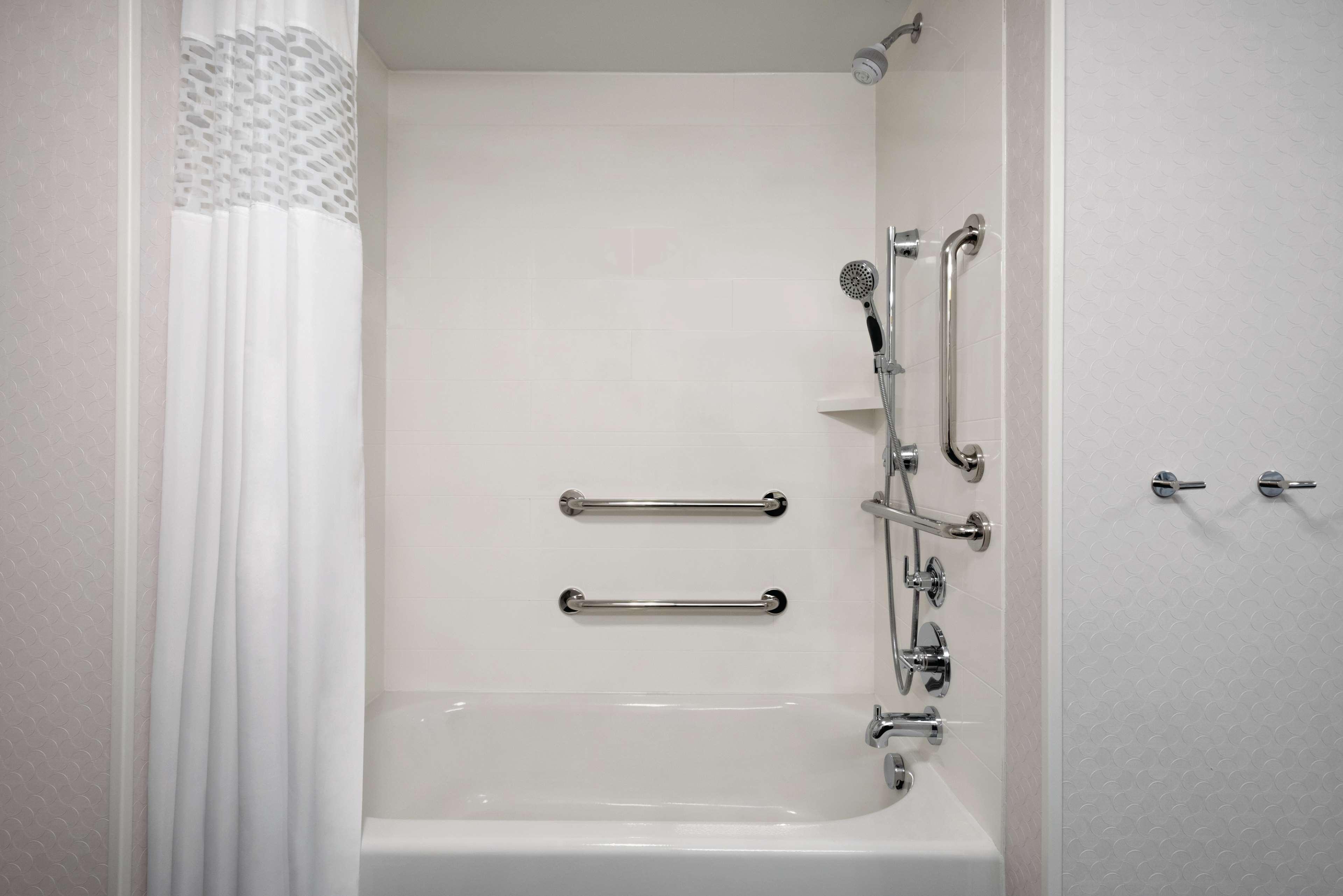 hampton inn champaign southwest