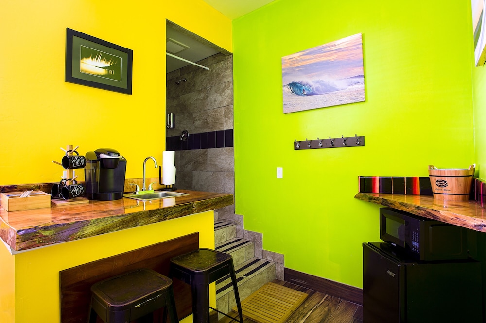 nomads hotel near san clemente pier