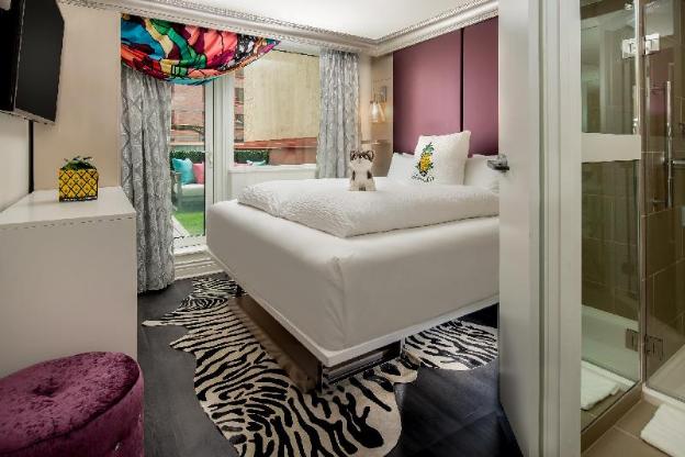 staypineapple an artful hotel midtown