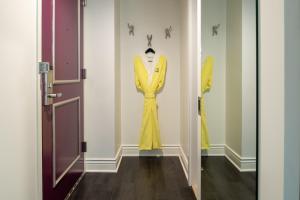 staypineapple an artful hotel midtown