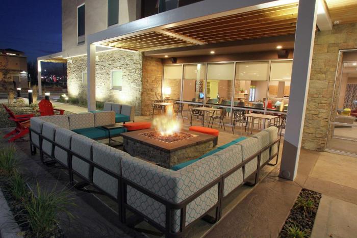 home2 suites by hilton nampa