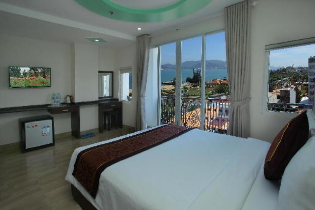 melyna hotel