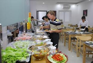 melyna hotel