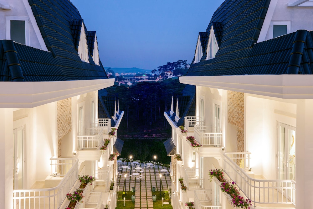 dalat de charme village