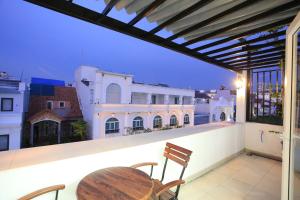 atlas hotel and apartment