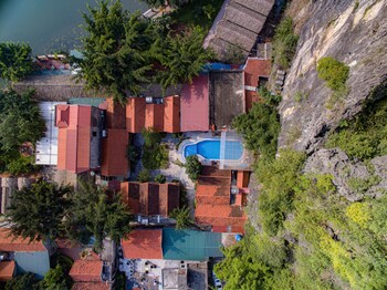 tam coc serene bungalow