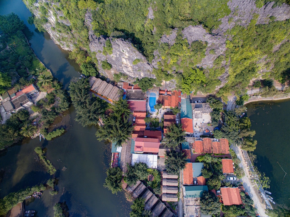 tam coc serene bungalow