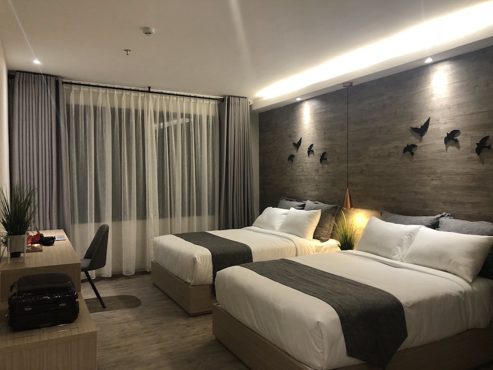 the luxe hotel da lat