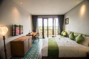 vinh hung old town hotel