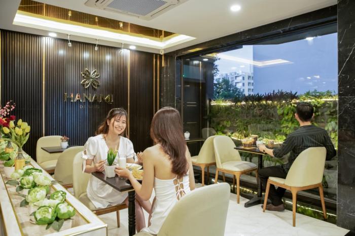 hanami hotel danang