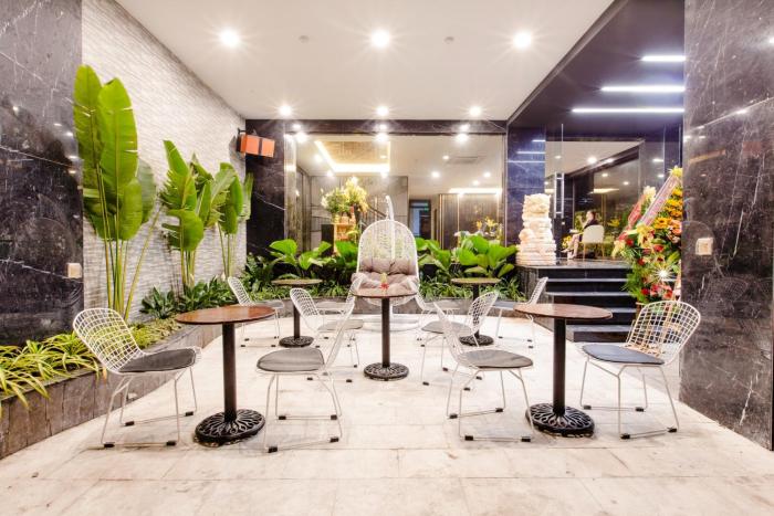 hanami hotel danang