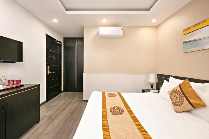 hanami hotel danang