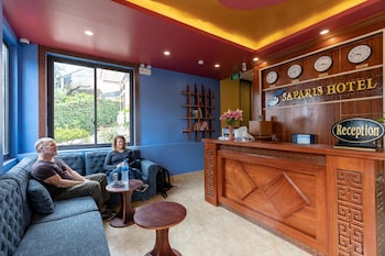 saparis hotel