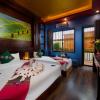saparis hotel
