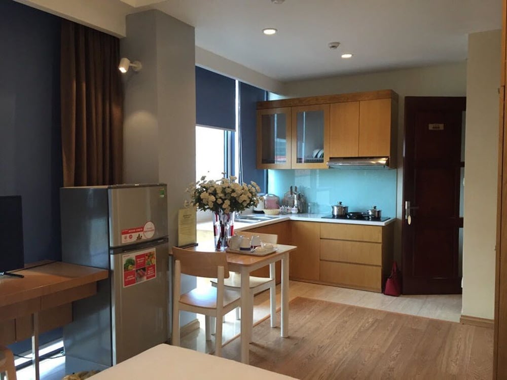 canary hotel and apartment