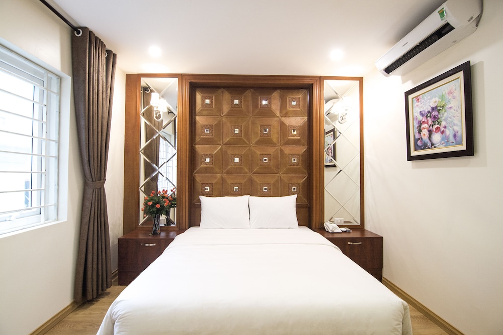 canary hotel and apartment