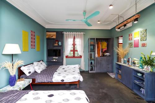 little anh house
